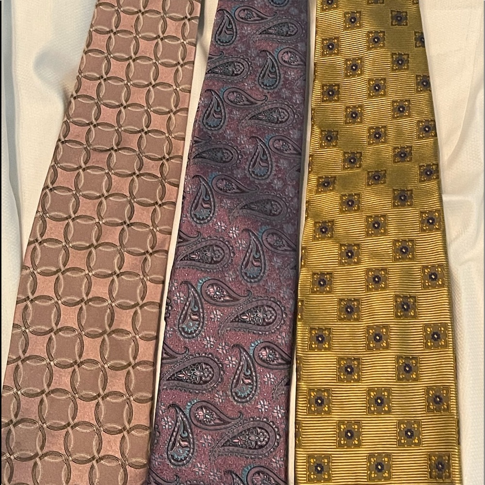 Bundle of ties. Gucci, Canali & Neiman Marcus.